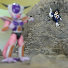 Load image into Gallery viewer, Diorama Mountain Terrain with Impact Crater - NO FIGURE
